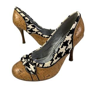 Naughty Monkey High Heel Shoes Womens Size 6.5 Cork Animal Fur